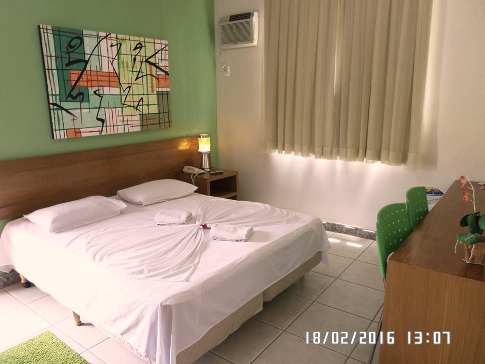 Hotel Pinheiros Chonim de Baixo Exteriör bild