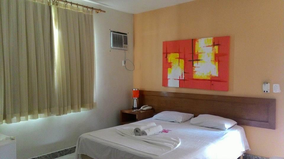 Hotel Pinheiros Chonim de Baixo Exteriör bild