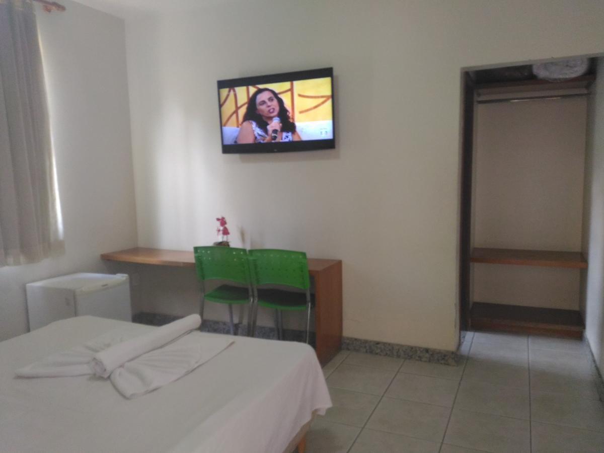 Hotel Pinheiros Chonim de Baixo Exteriör bild