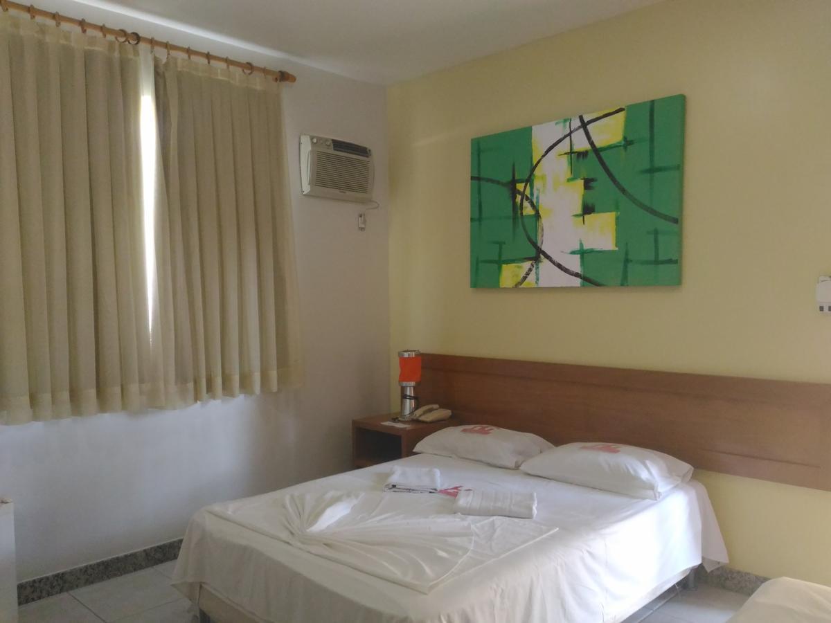 Hotel Pinheiros Chonim de Baixo Exteriör bild