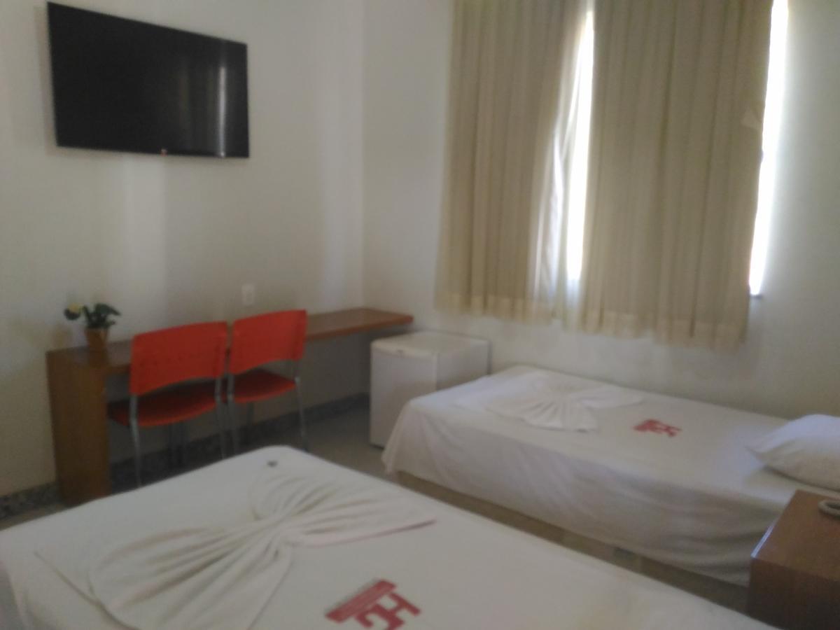 Hotel Pinheiros Chonim de Baixo Exteriör bild