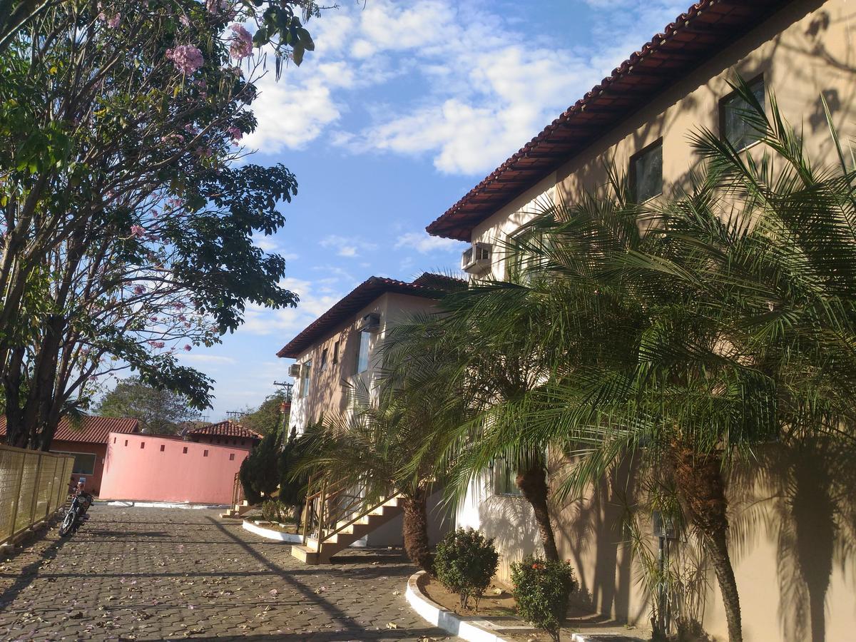 Hotel Pinheiros Chonim de Baixo Exteriör bild